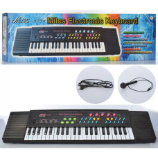 3738  Синтезатор, з мікрофоном, 74,5 см у коробці
